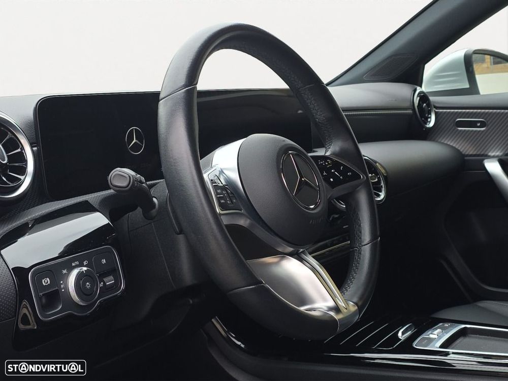 Mercedes-Benz A 250 e Progressive - 11
