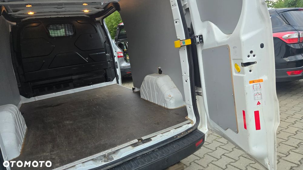 Ford transit custom - 16