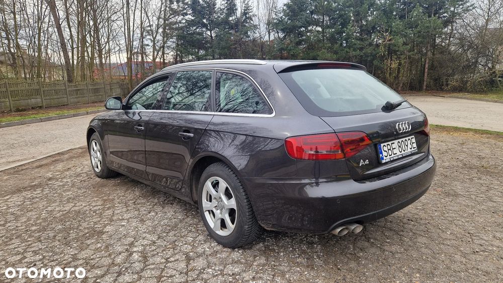 Audi A4 Avant - 6