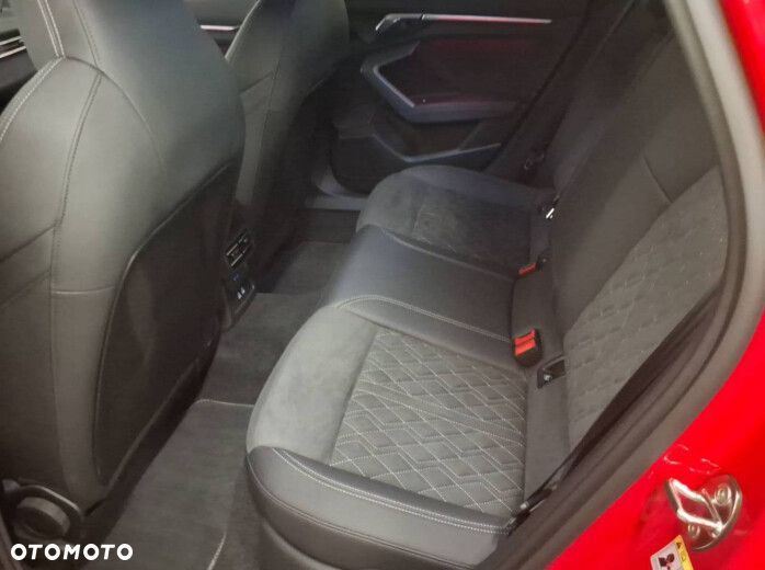 Audi A3 Sportback - 13