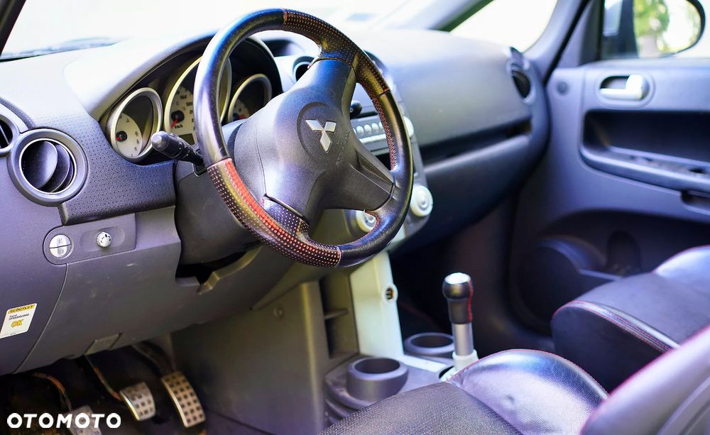 Mitsubishi Colt 1.5 Turbo - 8