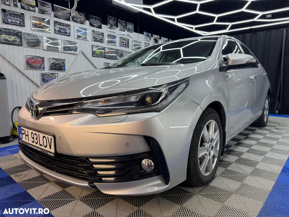 Toyota Corolla 1.6 Valvematic CVT Sol - 13
