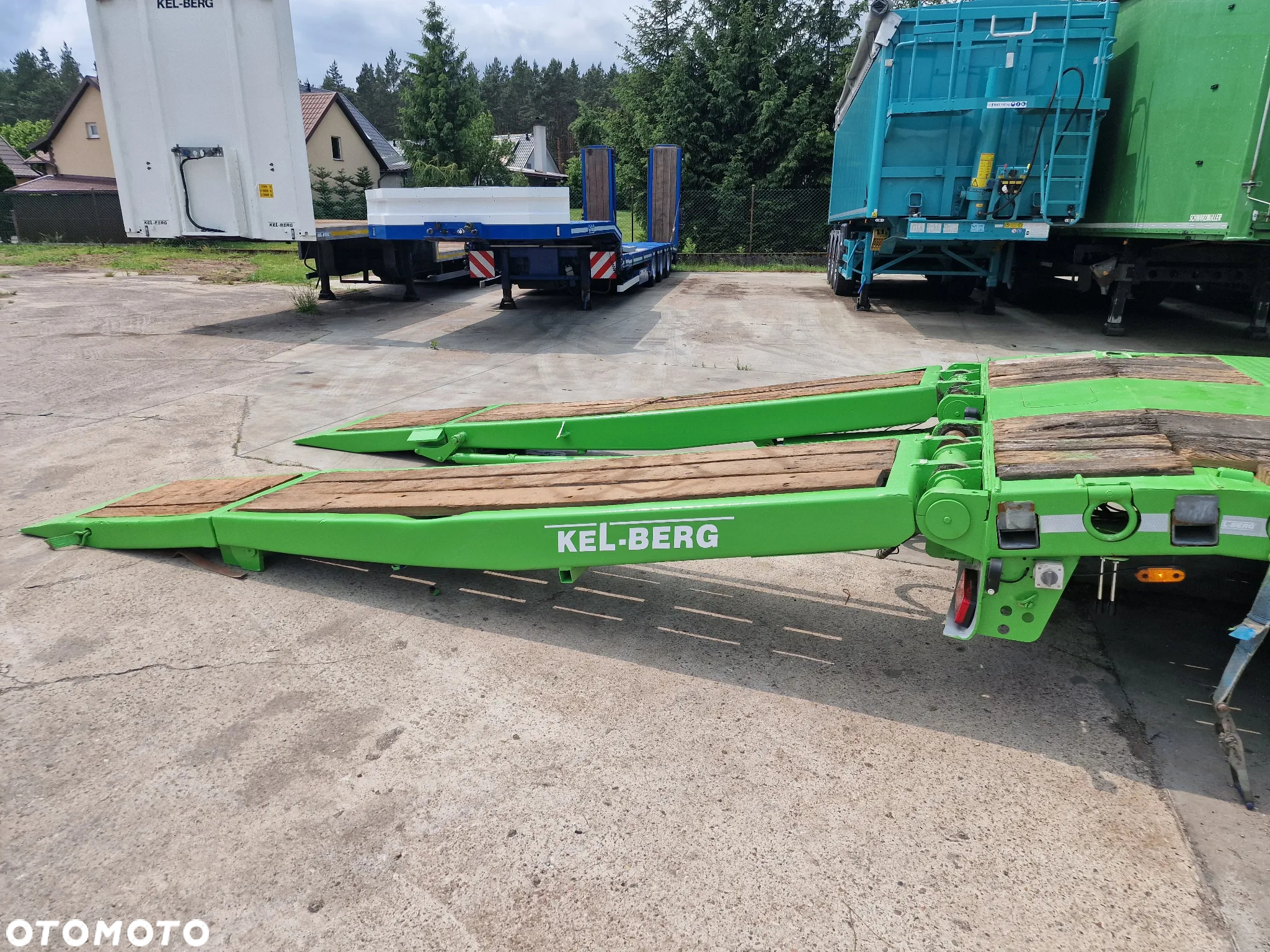 Kel-Berg Niskopodwoziowa 4-osiowa Rozciągana do 19,30 Poszerzana Najazdy Własna Hydraulika Wciągarka 58000 kg - 19