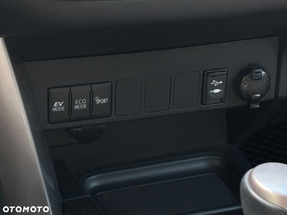 Toyota RAV4 Hybrid Premium 4x4 - 11