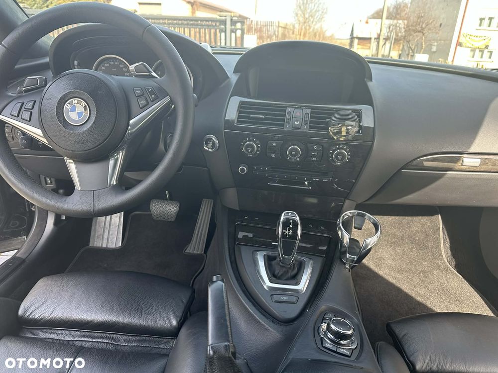 BMW Seria 6 650 i - 7