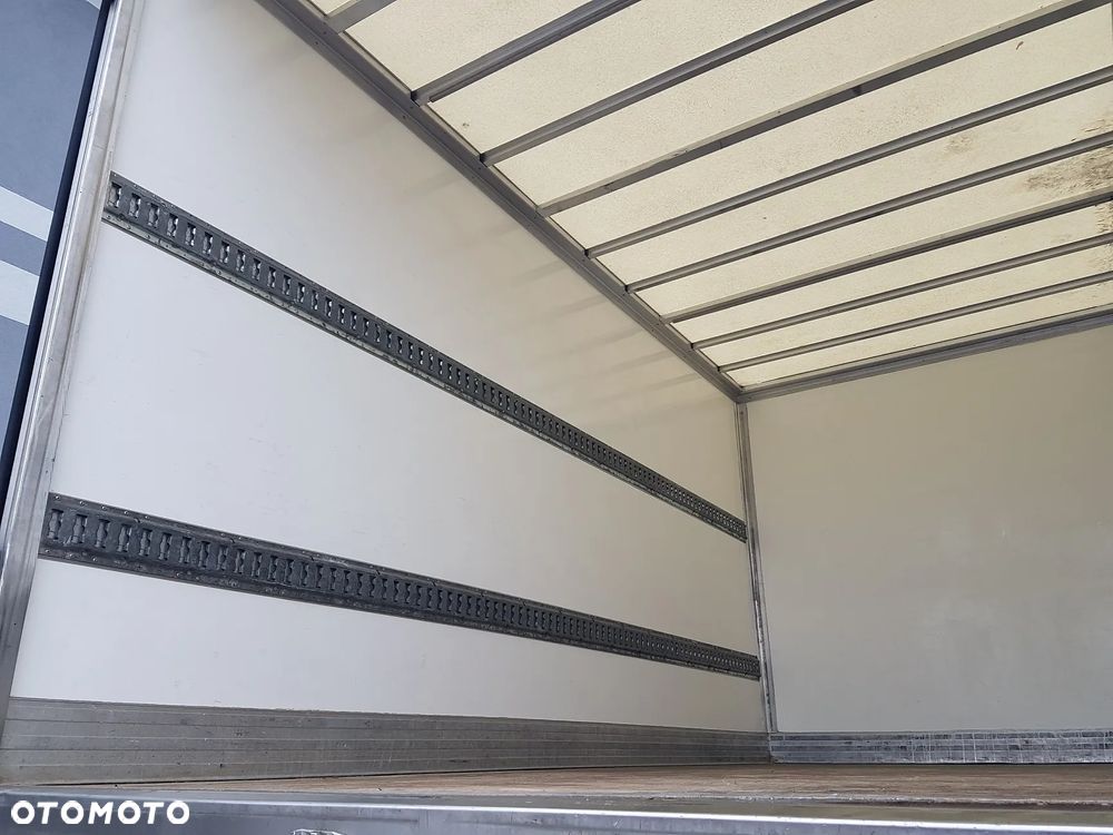 Renault MASTER KONTENER 8EP 4,21x2,23x2,22 KLIMA MANUAL KRAJOWY 6-BIEGÓW - 34