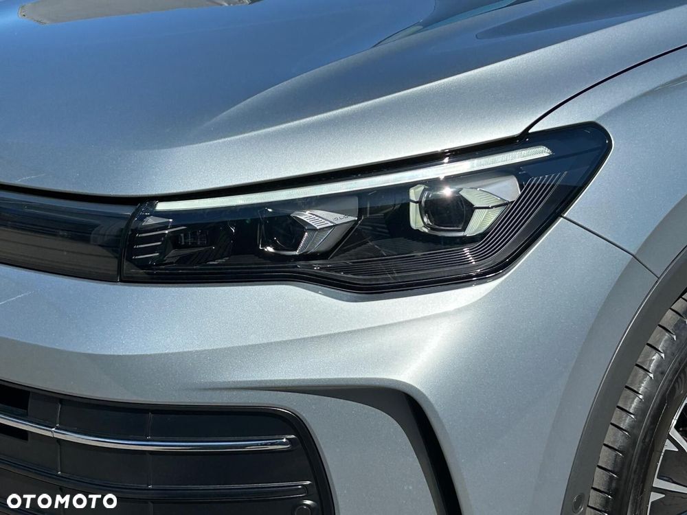 Volkswagen Tiguan 1.5 eTSI Life DSG - 39