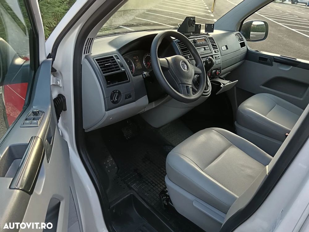 Volkswagen Transporter Multivan - 2