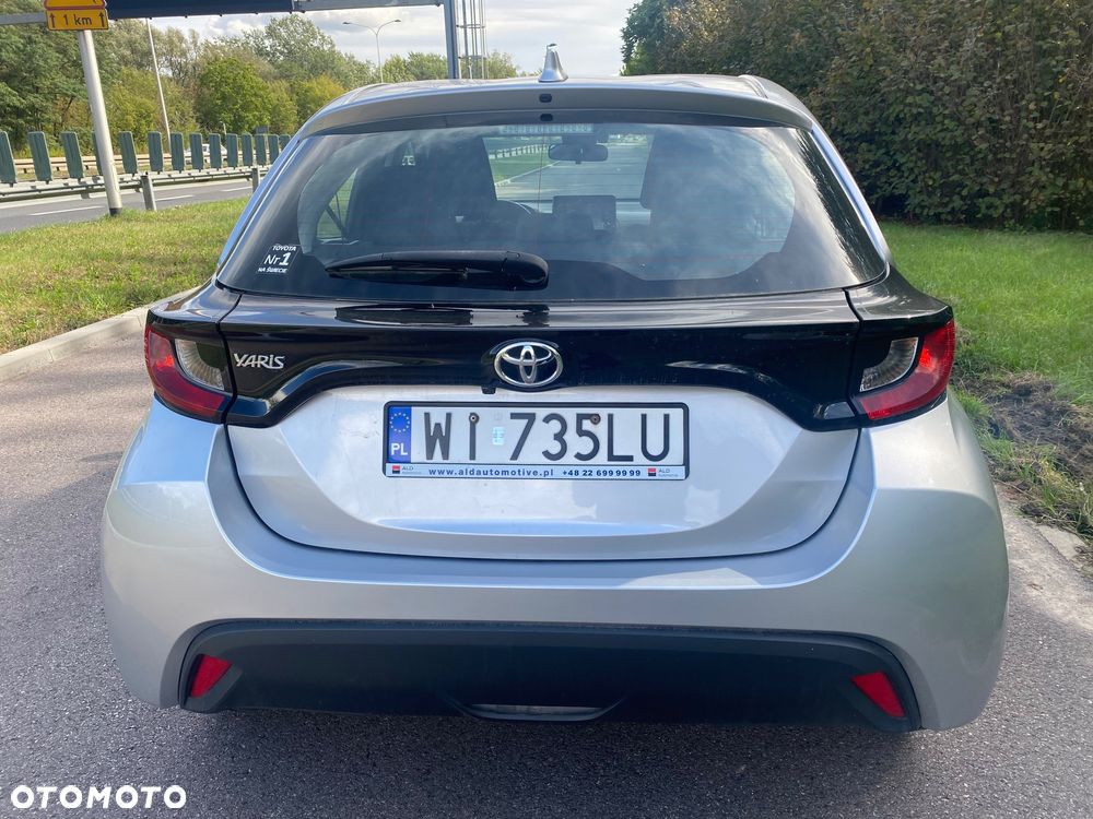 Toyota Yaris 1.5 Comfort - 6
