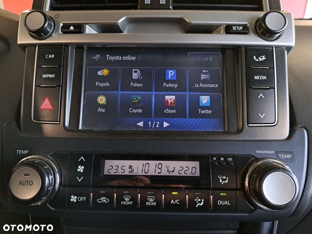 Toyota Land Cruiser - 26
