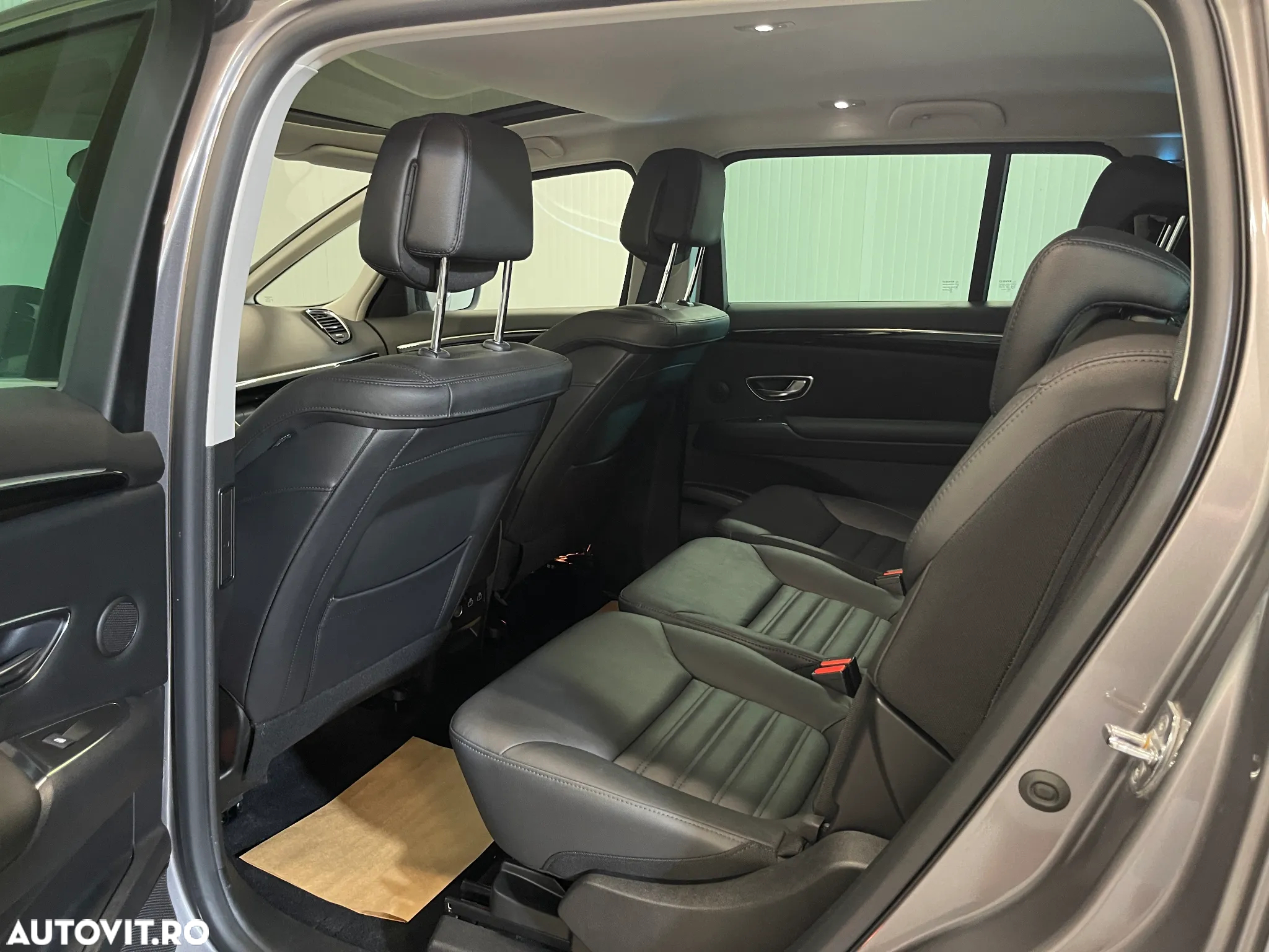 Renault Espace BLUE dCi 160 EDC BUSINESS EDITION - 12