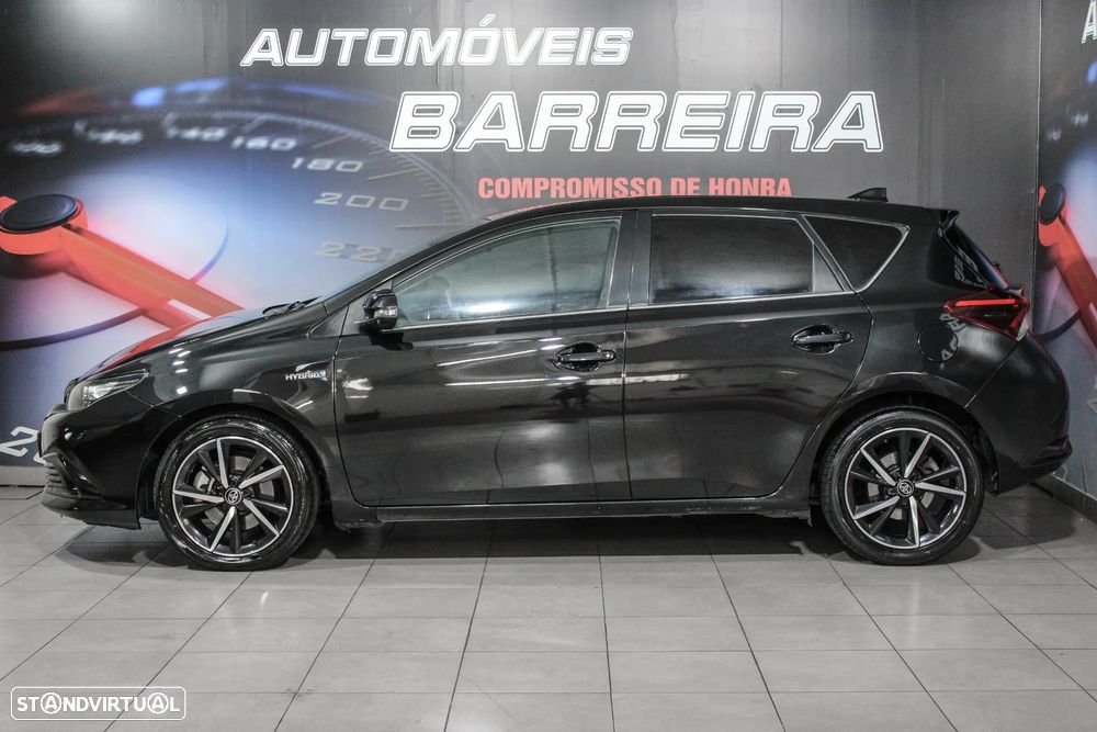 Toyota Auris 1.8 HSD Comfort +P.Techno+P.Sport - 6