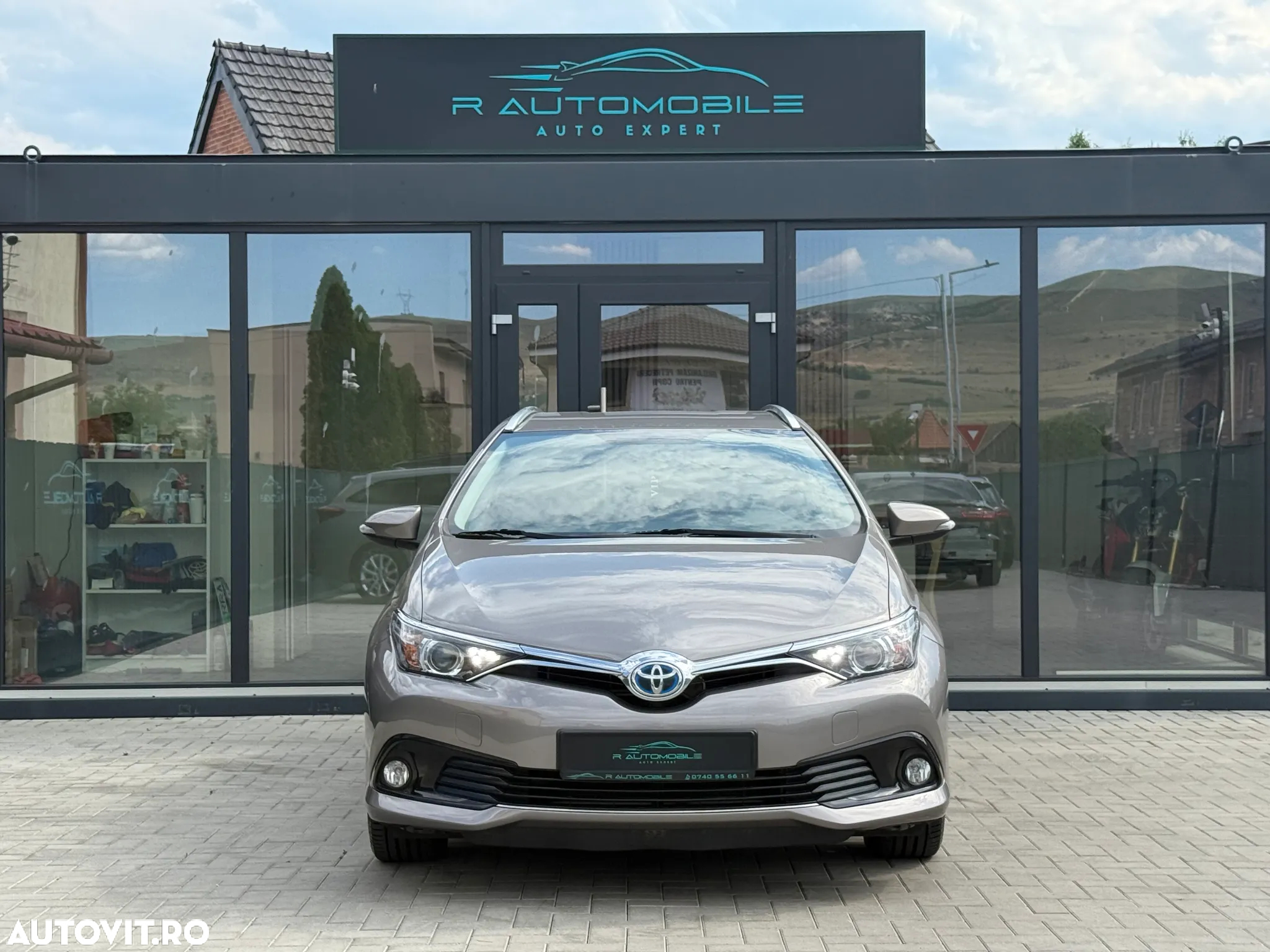Toyota Auris 1.8 VVT-i Hybrid Automatik Touring Sports Design Edition - 7