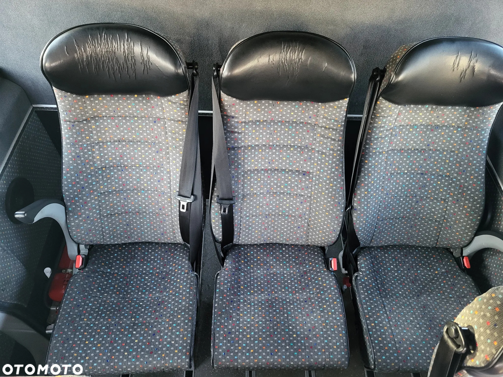 Mercedes-Benz Sprinter - 11