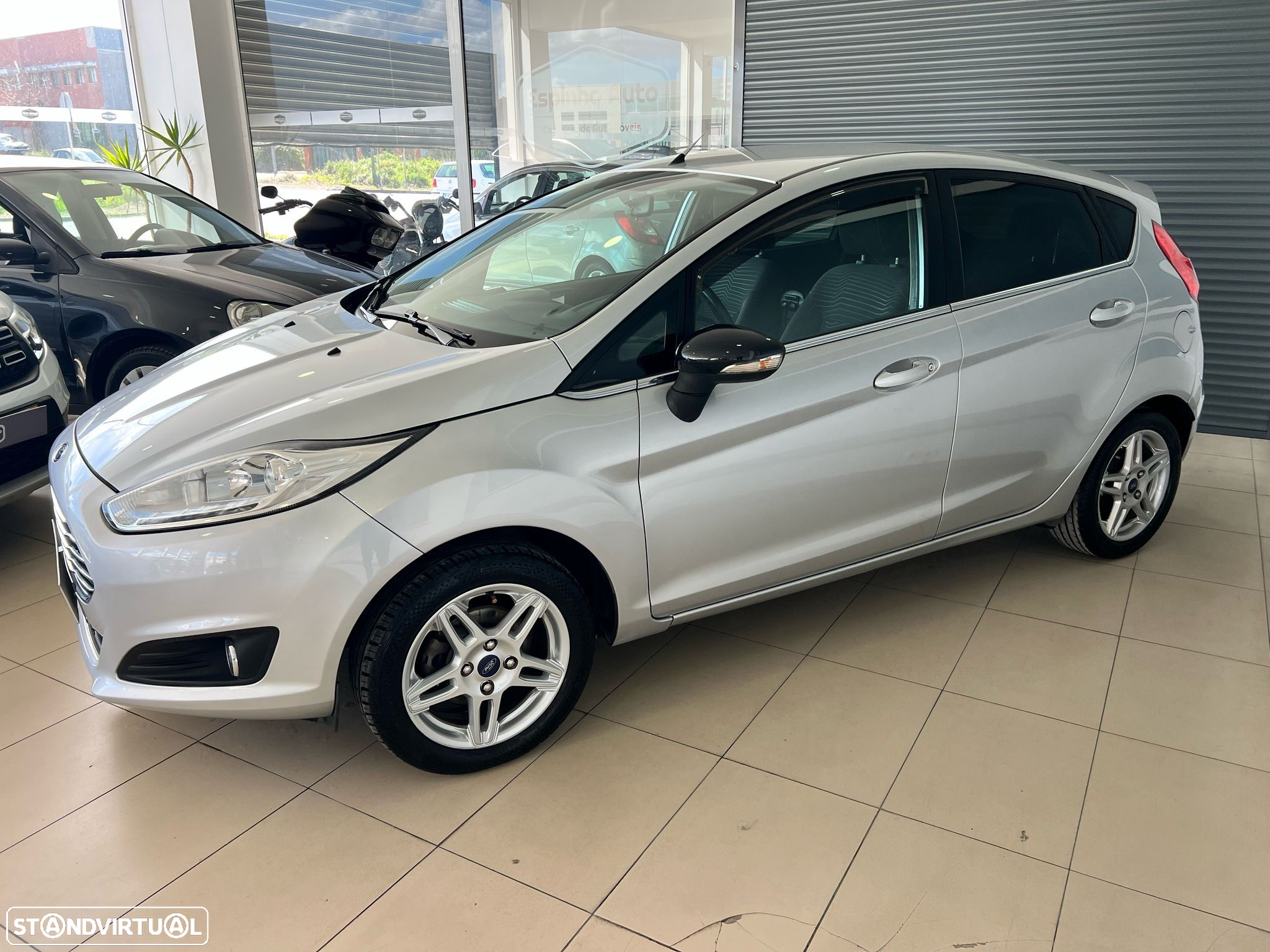 Ford Fiesta 1.0 Ti-VCT Titanium - 10