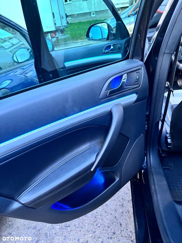 Skoda Octavia 2.0 TDI CR DPF RS - 16