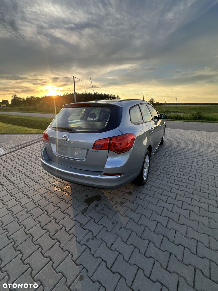 Opel Astra - 8