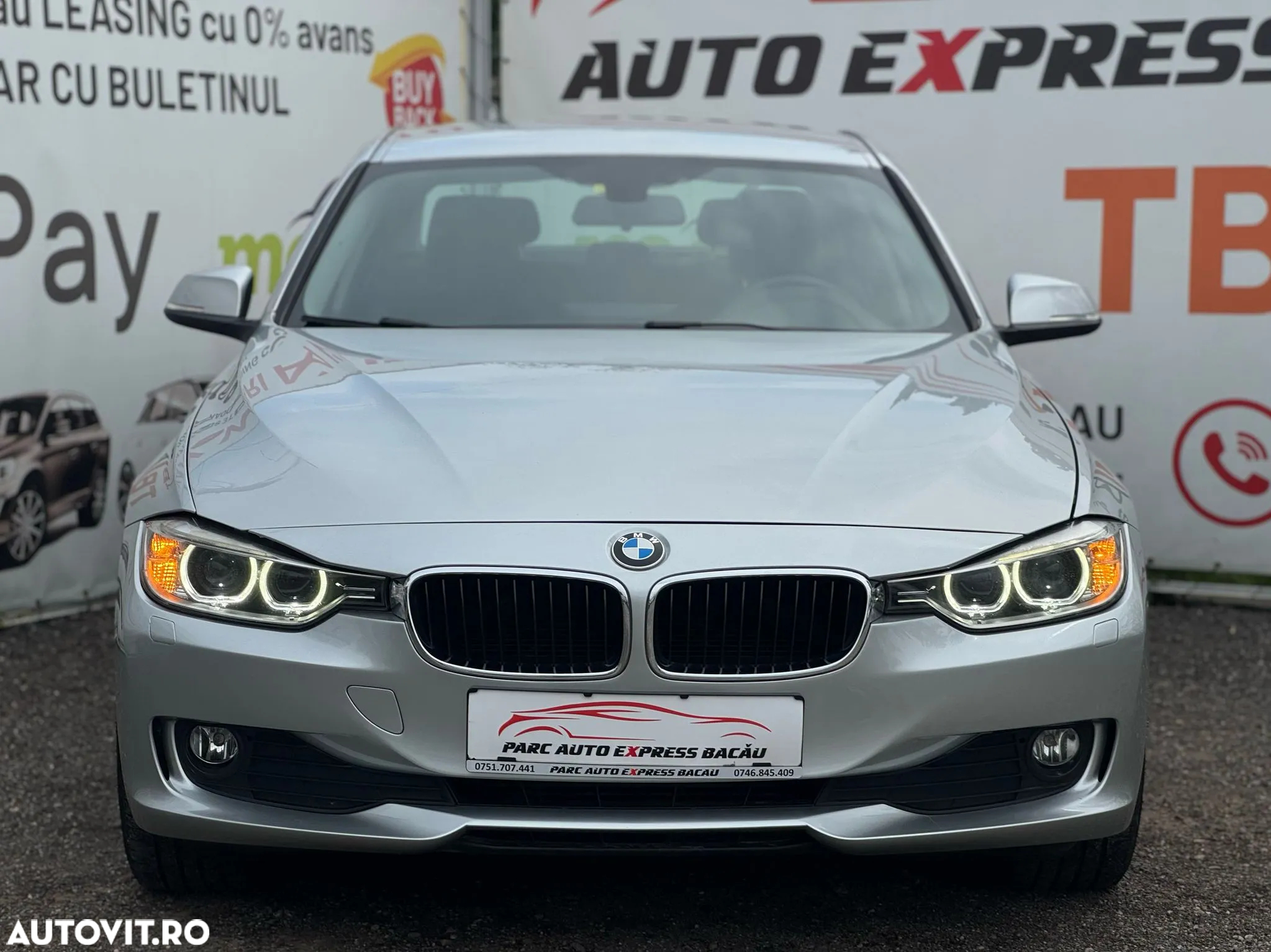BMW Seria 3 318d Touring Aut. - 25