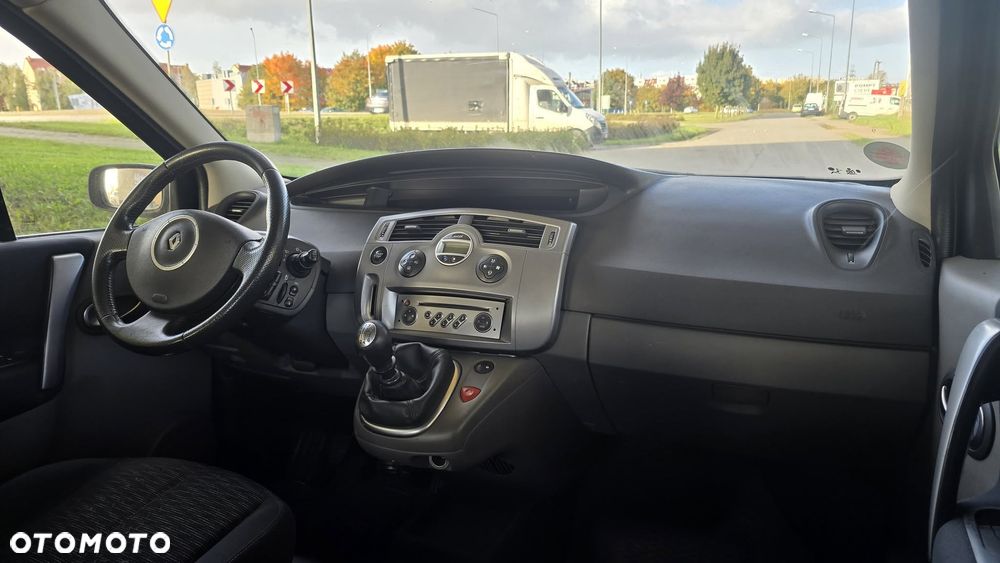 Renault Scenic - 19