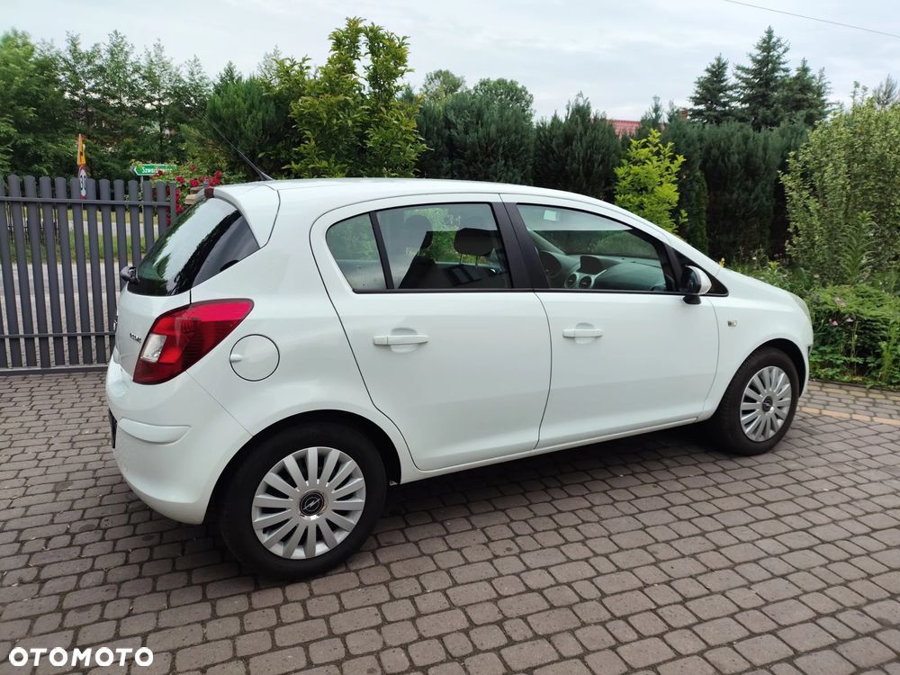 Opel Corsa - 21