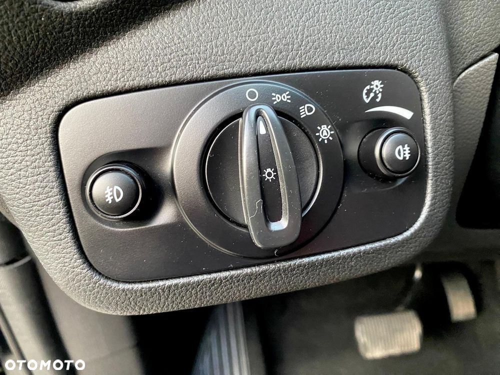 Ford Kuga 2.0 TDCi 4x4 Individual - 13