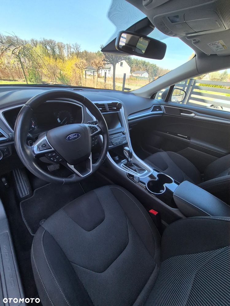 Ford Mondeo 2.0 TDCi Ambiente PowerShift - 2