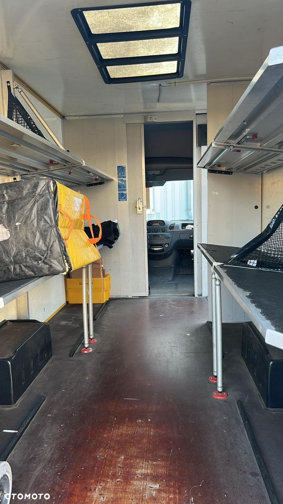 Mercedes-Benz SPRINTER - 21