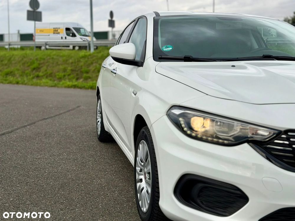 Fiat Tipo 1.4 T-Jet 16v Easy - 13