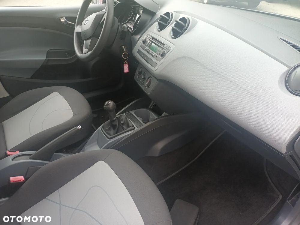Seat Ibiza 1.4 16V Reference - 4