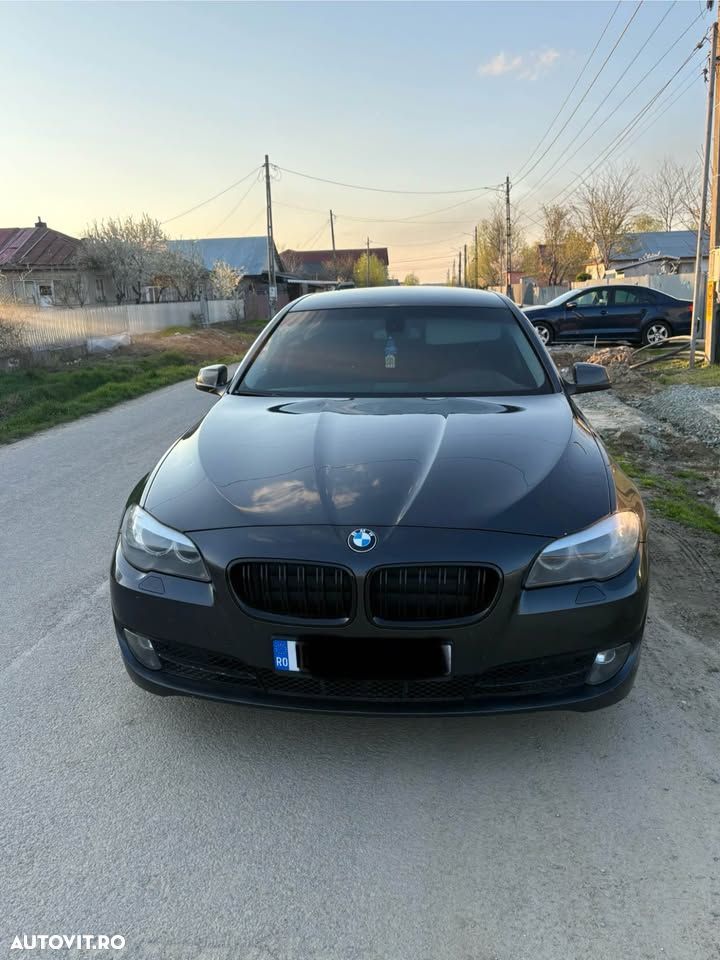 BMW Seria 5 520d - 5