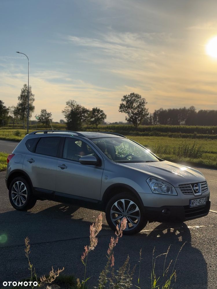 Nissan Qashqai - 1