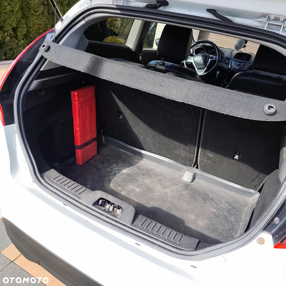 Ford Fiesta 1.6 TDCi SYNC Edition - 7