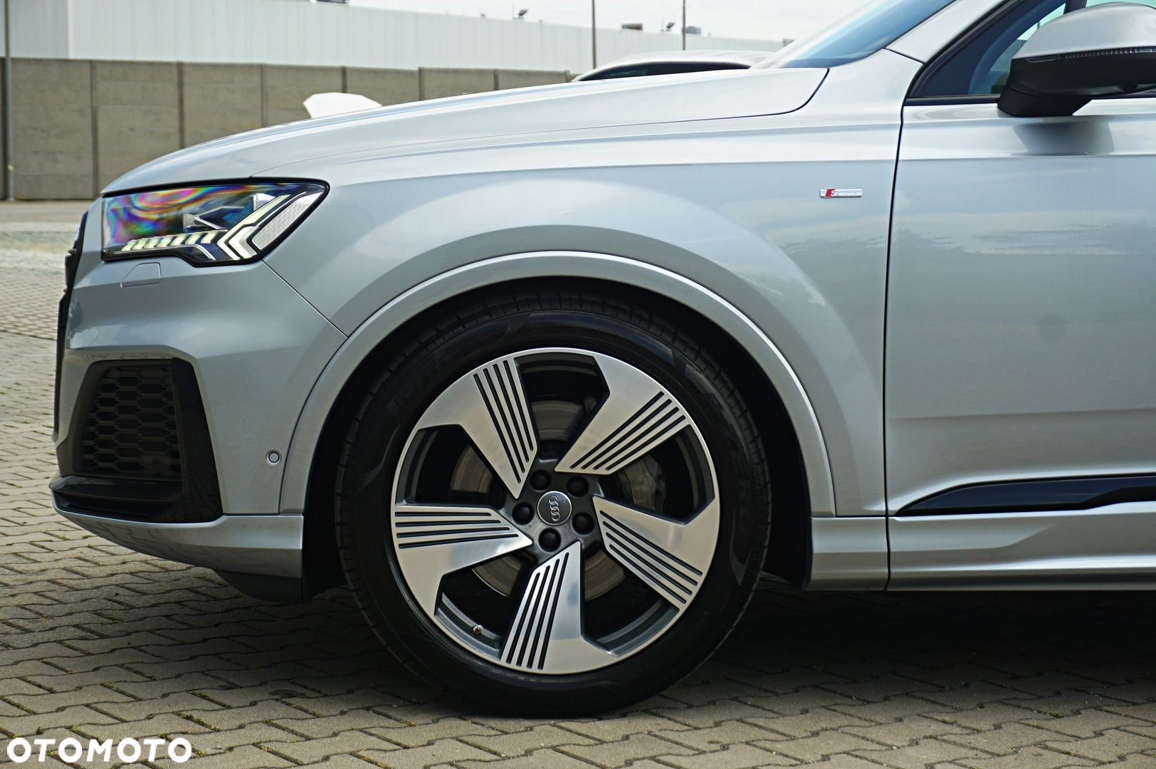 Audi Q7 - 7