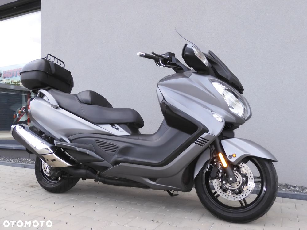 Suzuki Burgman - 16