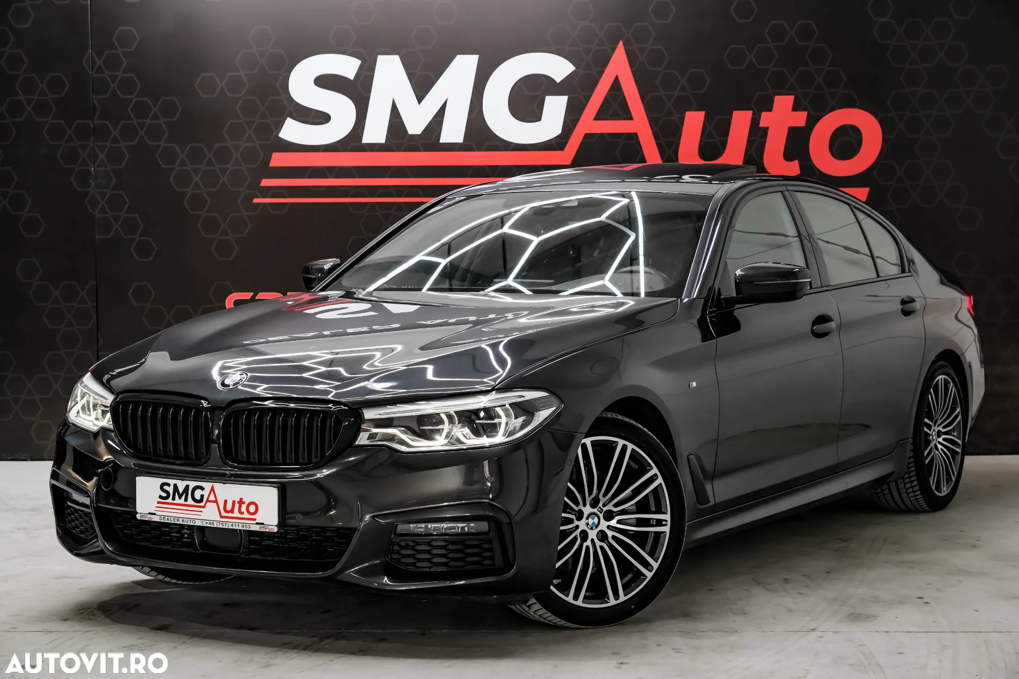 BMW Seria 5 520i AT - 2