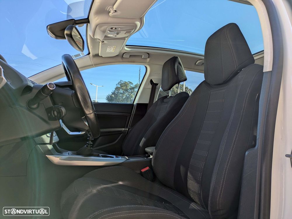 Peugeot 308 1.6 BlueHDi Allure J17 - 19