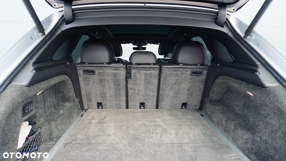 Bentley Bentayga - 33