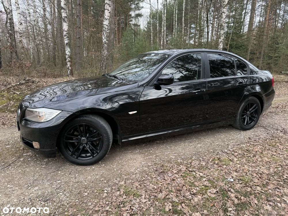 BMW Seria 3 318i - 3
