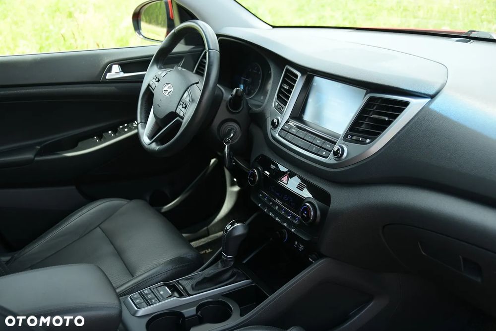 Hyundai Tucson blue 1.7 CRDi 2WD DCT Premium - 20