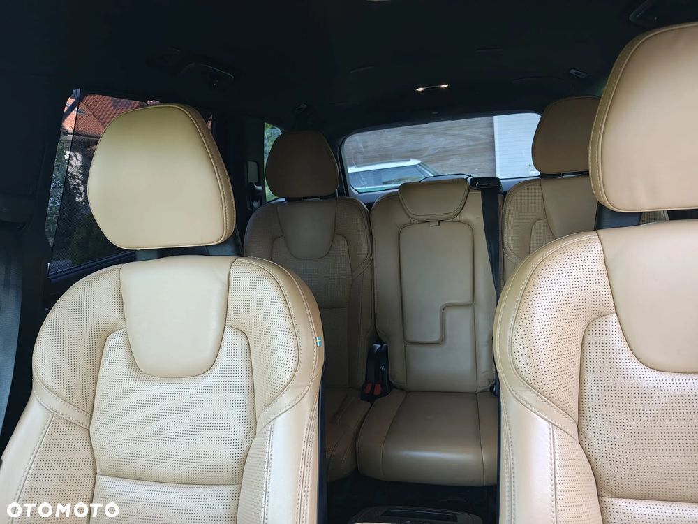 Volvo XC 90 B5 D AWD Inscription 6os - 22