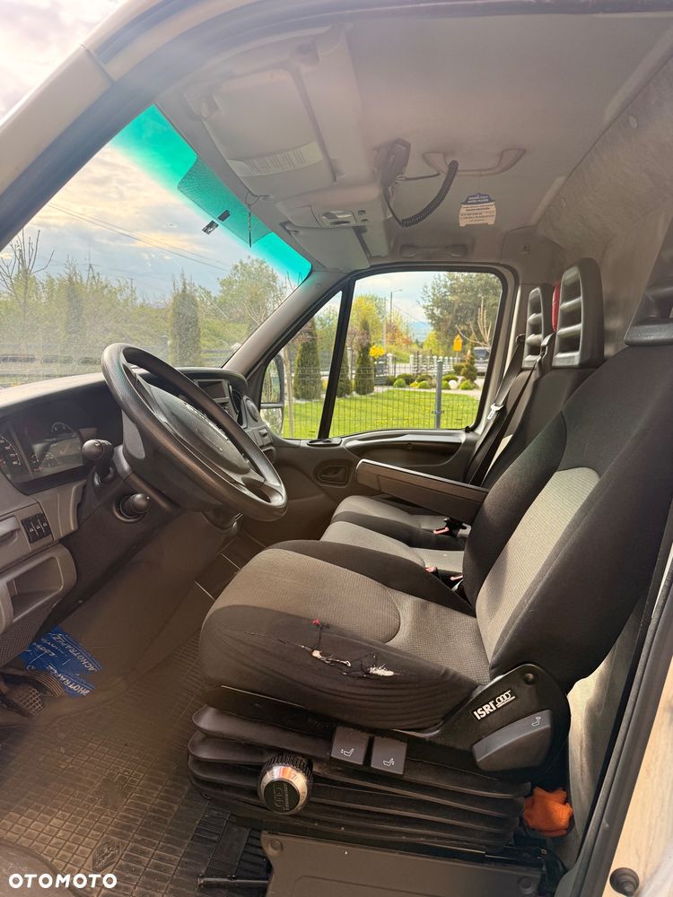 Iveco DAILY 35S17 - 17