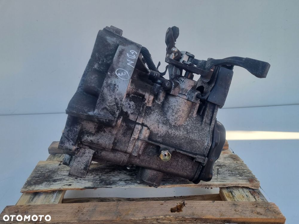 VW Polo IV 1.2 6V MANUALNA SKRZYNIA BIEGÓW manual GDN - 4