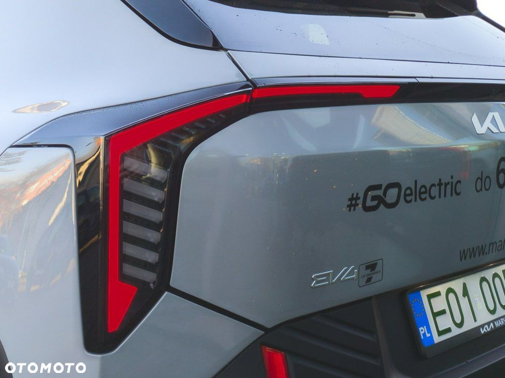 Kia EV4 - 12