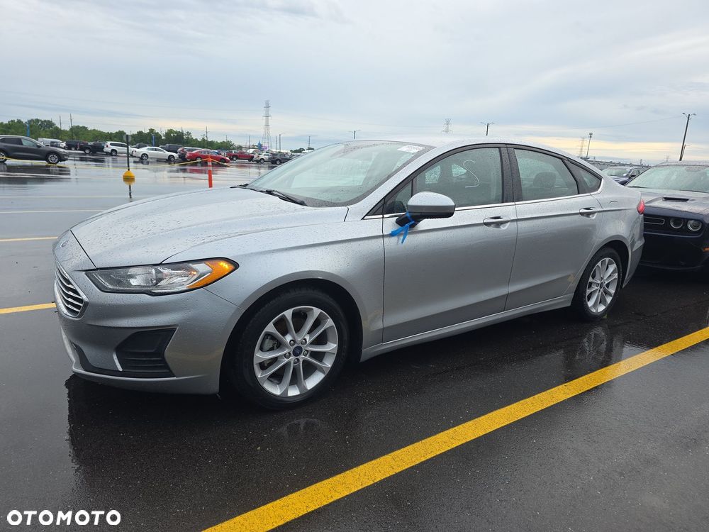 Ford Fusion - 3