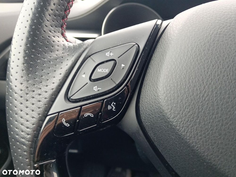 Toyota C-HR 2.0 Hybrid GR Sport - 22