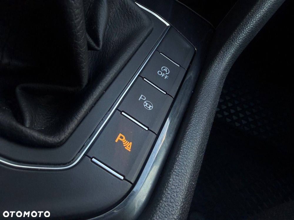 Volkswagen Tiguan 1.5 TSI EVO Comfortline DSG - 27