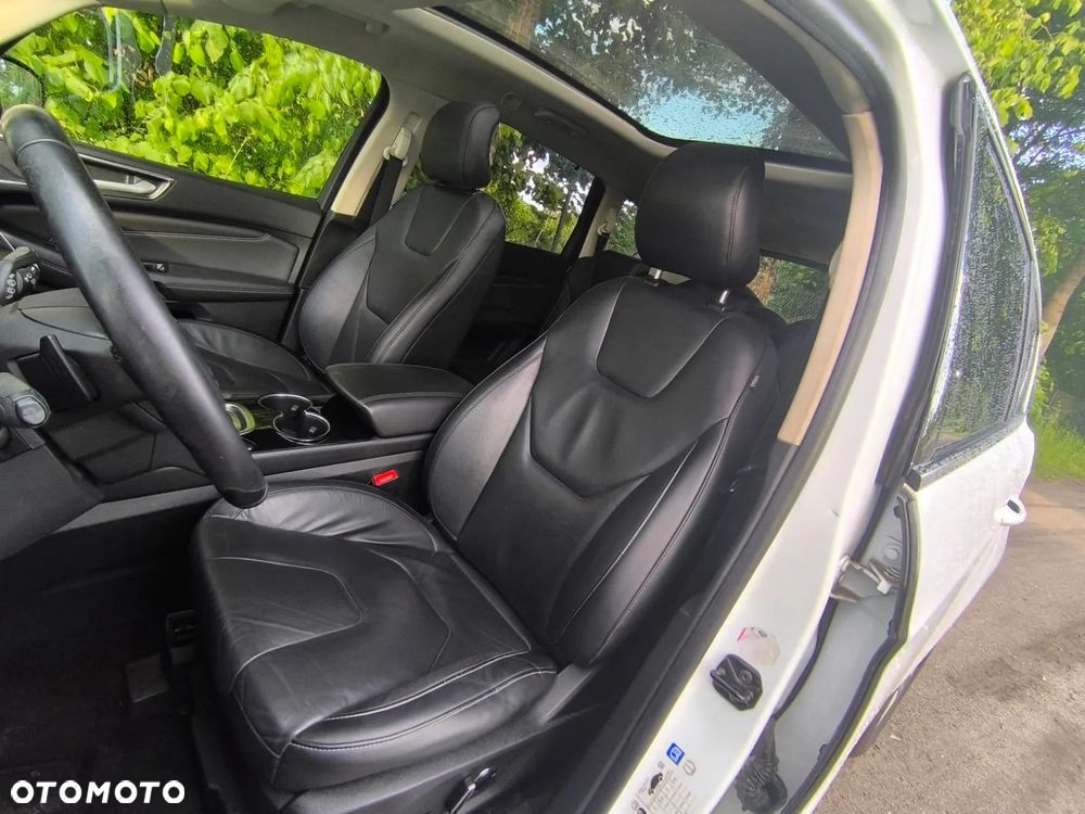 Ford S-Max 2.0 TDCi Bi-Turbo Titanium PowerShift - 12