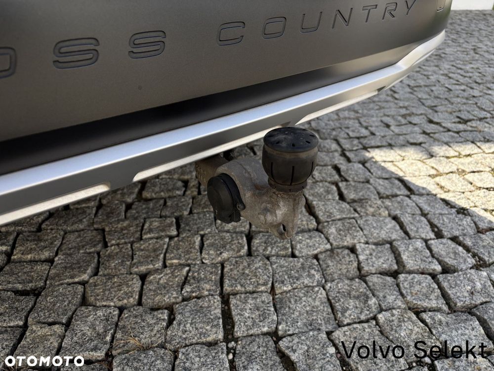 Volvo V90 Cross Country - 27