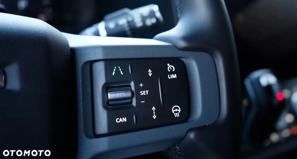 Land Rover Defender 3.0 D350 mHEV X-Dynamic SE - 21