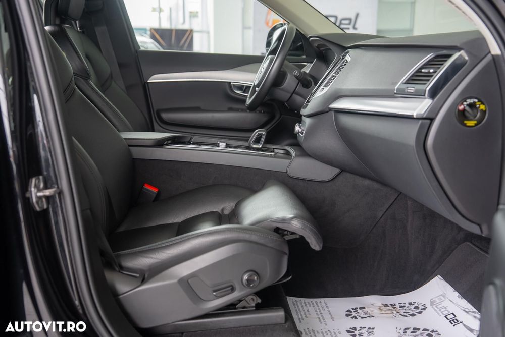 Volvo XC 90 T8 AWD Recharge Geartronic Inscription Expression - 17